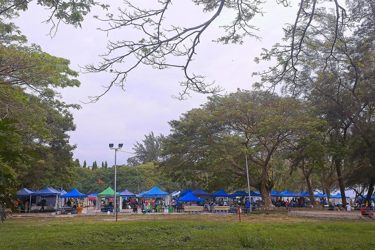 Apartment Aa Residen Luxury Condo Homestay 18Mins Walk Tanjung Aru Beach & Golf Course, Not Beach Side Resort Kota Kinabalu